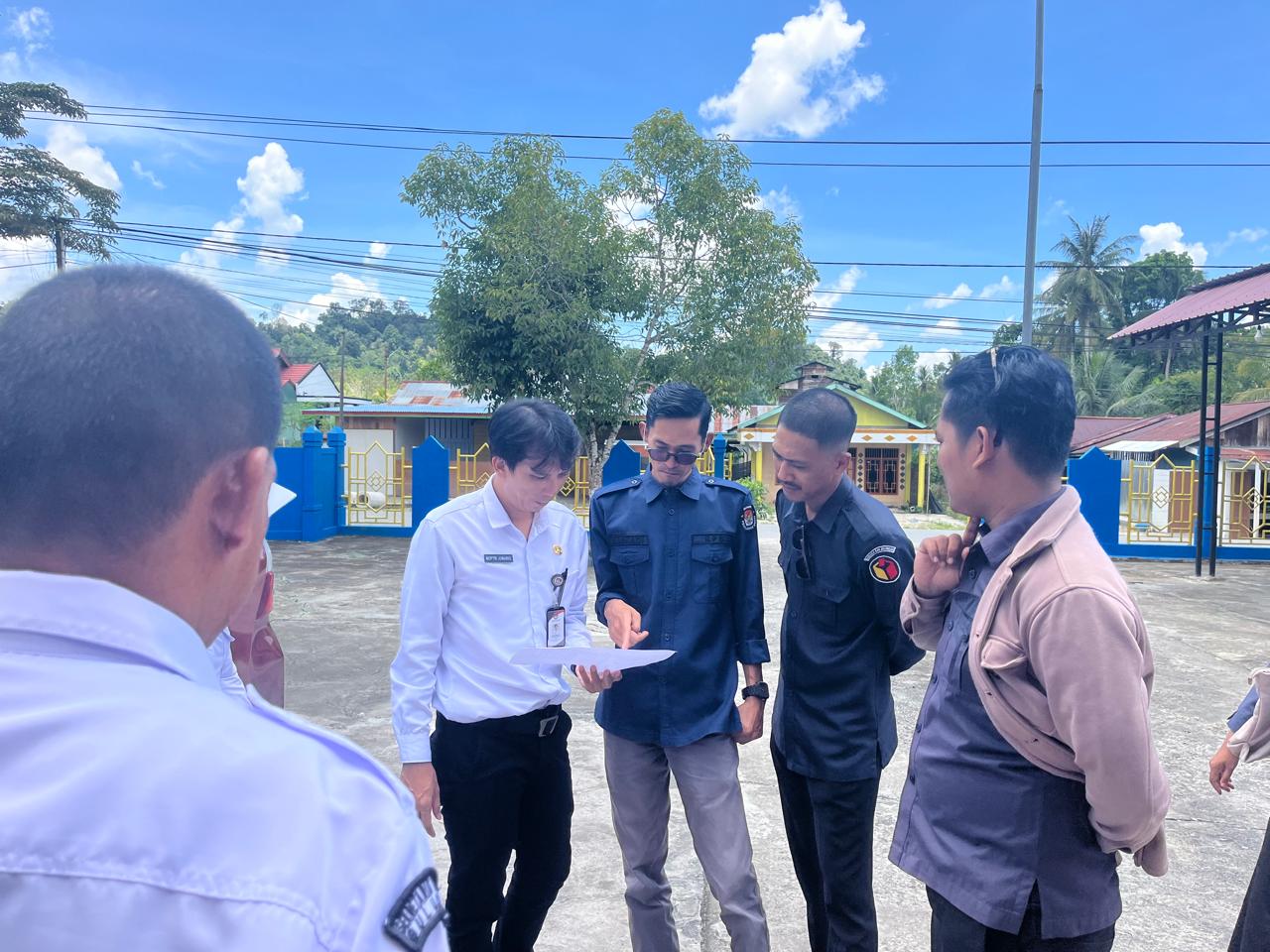 Foto: Team Bawaslu Kabupaten Baulungan saat melaksanakan pengawasan Coktas di Kecamatan Tanjung Palas