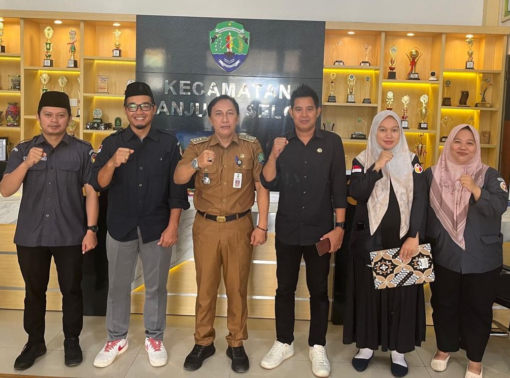 Perkuat Sinergi dan Konsolidasi Demokrasi, Bawaslu Bulungan Sambangi Kantor Camat Tanjung Selor