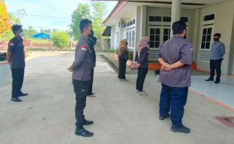 Pimpinan Bawaslu Bulungan Himbau Kesekretariatan Agar Selalu Disiplin Dan Patuhi Prokes