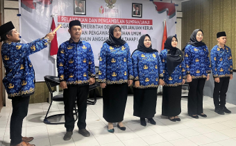 Pelantikan dan Pengambilan Sumpah/Janji Pegawai Pemerintah dengan Perjanjian Kerja (PPPK) Bawaslu Tahun Anggaran 2024 Tahap I di Lingkungan Kerja Bawaslu Kabupaten Bulungan