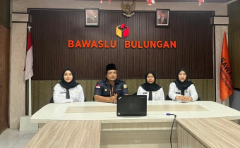 Calon Pegawai Negeri Sipil (CPNS) Bawaslu Bulungan mengikuti Pembukaan Latsar CPNS Bawaslu Tahun 2025 yang digelar oleh Bawaslu Republik Indonesia secara daring, Senin (25/08)