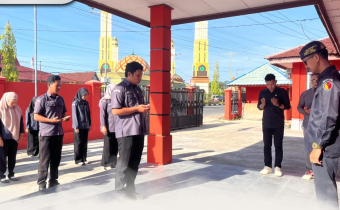 Gelar Apel Rutin, Riswan Tekankan Integritas dan Literasi