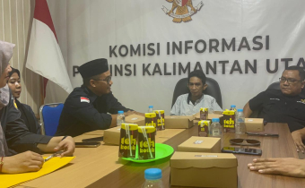 Dokumentasi saat Bawaslu Bulungan melakukan Konsolidasi Demokrasi ke Komisi Informasi Provinsi Kaltara pada Senin (18/05)