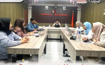 Bawaslu Bulungan Susun Materi Bawaslu Membelajarkan Volume 2 tentang Pelanggaran Administratif Pemilu TSM